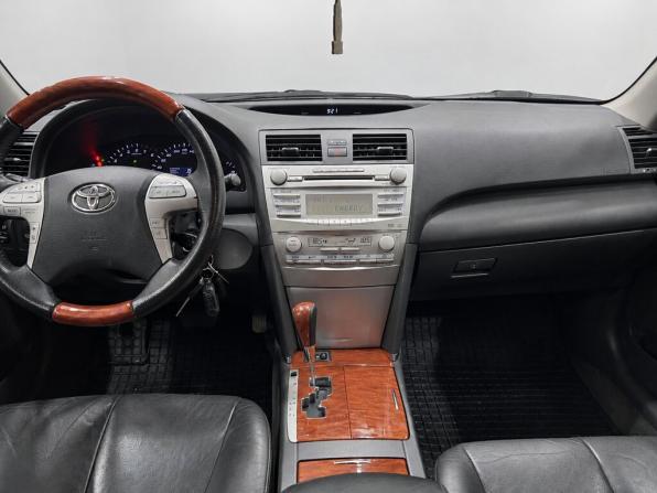 Toyota Camry VI (XV40) Рестайлинг с пробегом 2010 года, цена 1 250 000 рублей, 204560 км, седан, Автокод Объявления
