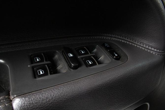 Volkswagen Touareg I с пробегом 2002 года, цена 809 000 рублей, 130000 км, внедорожник, Автокод Объявления