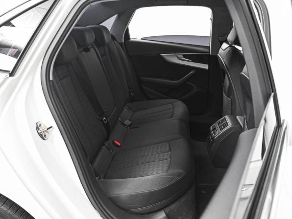 Audi A4 V (B9) с пробегом 2015 года, цена 2 007 000 рублей, 205204 км, седан, Автокод Объявления