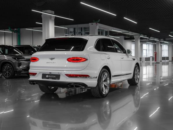Bentley Bentayga I Рестайлинг с пробегом 2024 года, цена 25 750 000 рублей, 18342 км, внедорожник, Автокод Объявления