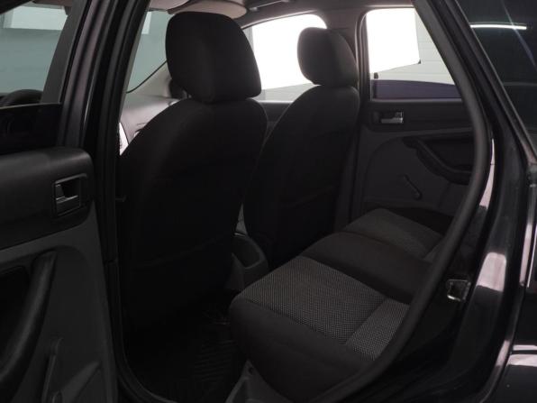 Ford Focus II Рестайлинг с пробегом 2009 года, цена 699 000 рублей, 102786 км, седан, Автокод Объявления