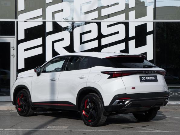 Omoda C5 I с пробегом 2023 года, цена 1 868 000 рублей, 39644 км, внедорожник, Автокод Объявления