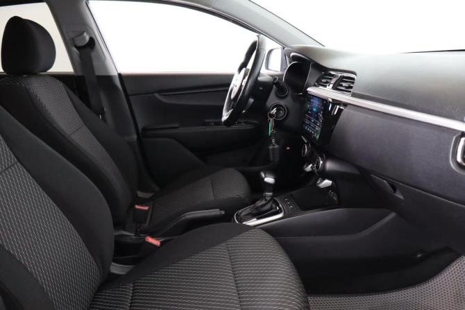 Kia Rio IV с пробегом 2018 года, цена 1 429 000 рублей, 136000 км, хэтчбек, Автокод Объявления