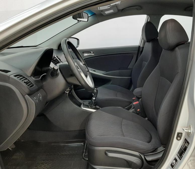 Hyundai Solaris I Москва  - изображение 10