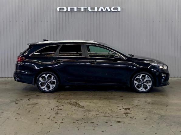 Kia Ceed III с пробегом 2021 года, цена 1 947 000 рублей, 61140 км, универсал, Автокод Объявления