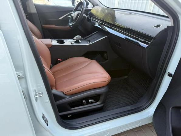 Omoda C5 I с пробегом 2023 года, цена 1 870 000 рублей, 18577 км, внедорожник, Автокод Объявления