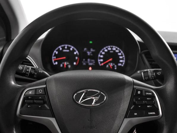 Hyundai Solaris II с пробегом 2019 года, цена 1 270 000 рублей, 98886 км, седан, Автокод Объявления