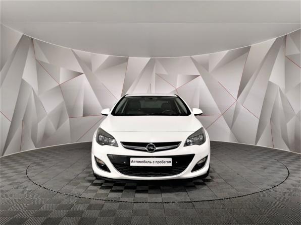 Opel Astra J Рестайлинг с пробегом 2014 года, цена 685 000 рублей, 179468 км, седан, Автокод Объявления