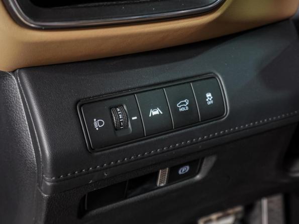 Hyundai Santa Fe IV Рестайлинг с пробегом 2021 года, цена 3 499 000 рублей, 107259 км, внедорожник, Автокод Объявления
