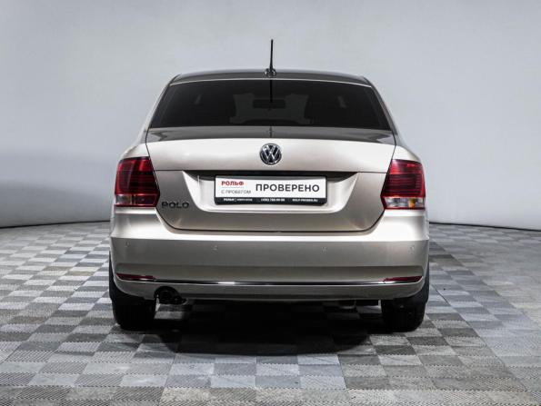 Volkswagen Polo V Рестайлинг с пробегом 2017 года, цена 1 249 000 рублей, 132940 км, седан, Автокод Объявления