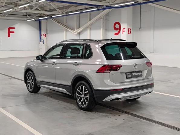 Volkswagen Tiguan II с пробегом 2020 года, цена 3 000 000 рублей, 82749 км, внедорожник, Автокод Объявления
