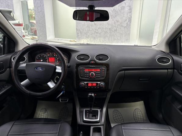 Ford Focus II с пробегом 2008 года, цена 519 000 рублей, 301130 км, седан, Автокод Объявления