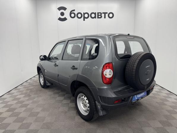 Chevrolet Niva I Рестайлинг с пробегом 2011 года, цена 495 000 рублей, 252050 км, внедорожник, Автокод Объявления