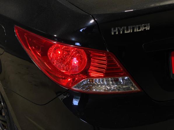 Hyundai Solaris I с пробегом 2013 года, цена 890 000 рублей, 165161 км, седан, Автокод Объявления