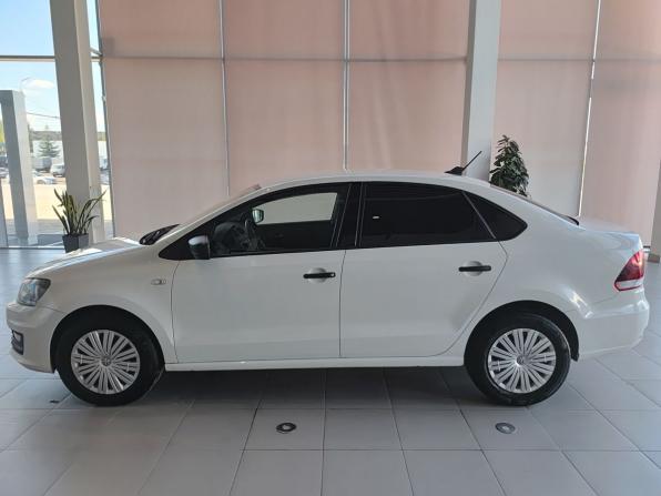 Volkswagen Polo V Рестайлинг с пробегом 2019 года, цена 1 260 000 рублей, 76096 км, седан, Автокод Объявления