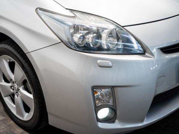 Toyota Prius III (XW30) с пробегом 2010 года, цена 1 100 000 рублей, 188776 км, лифтбек, Автокод Объявления