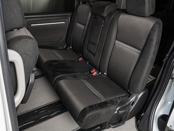 Honda Stepwgn V Рестайлинг с пробегом 2019 года, цена 2 450 000 рублей, 72888 км, минивэн, Автокод Объявления