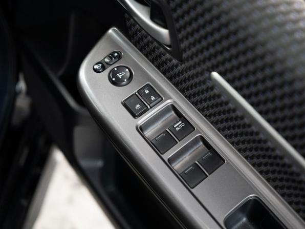 Honda Stepwgn V с пробегом 2015 года, цена 1 850 000 рублей, 156602 км, минивэн, Автокод Объявления