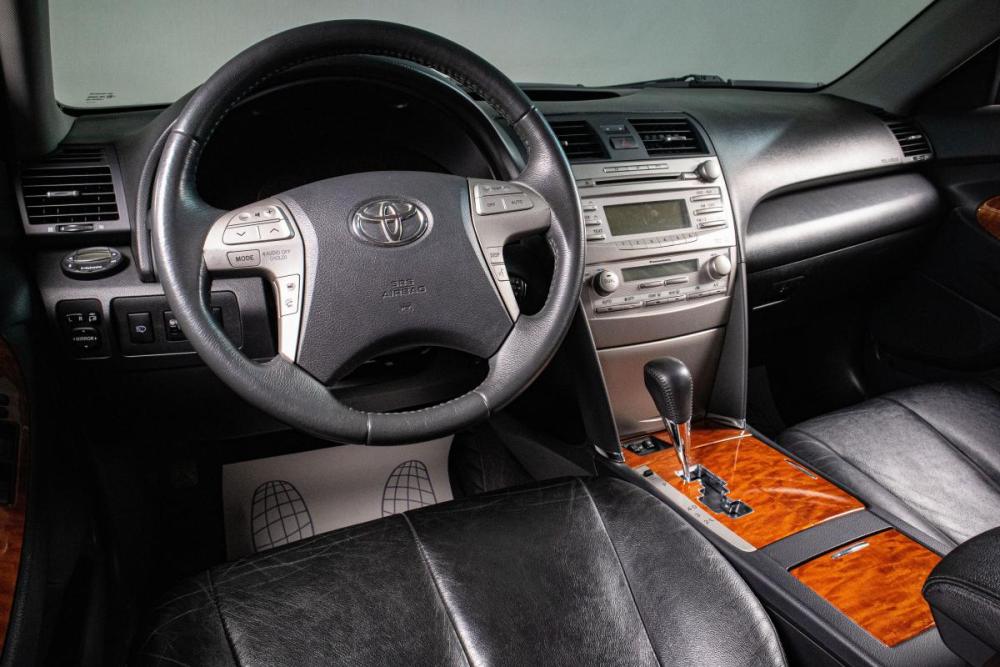 Toyota Camry VI (XV40) Рестайлинг Сургут  - изображение 15