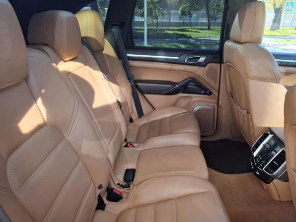 Porsche Cayenne II (958) с пробегом 2013 года, цена 2 700 000 рублей, 181000 км, внедорожник, Автокод Объявления
