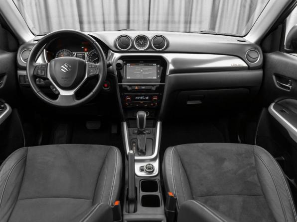 Suzuki Vitara II с пробегом 2018 года, цена 2 190 000 рублей, 81161 км, внедорожник, Автокод Объявления