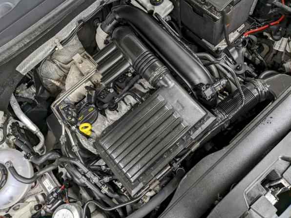 Skoda Karoq I с пробегом 2020 года, цена 2 250 000 рублей, 85000 км, внедорожник, Автокод Объявления