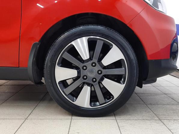 Kia Soul II Рестайлинг с пробегом 2018 года, цена 1 590 000 рублей, 143556 км, хэтчбек, Автокод Объявления