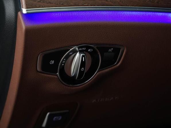 Mercedes-Benz E-Класс V (W213 S213 C238) Рестайлинг с пробегом 2023 года, цена 5 498 999 рублей, 122248 км, седан, Автокод Объявления