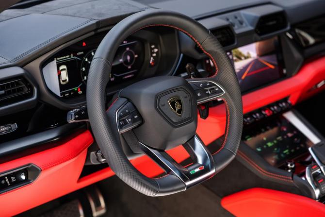 Новый Lamborghini Urus I Рестайлинг 2025 года, цена 44 609 300 рублей, внедорожник, Автокод Объявления
