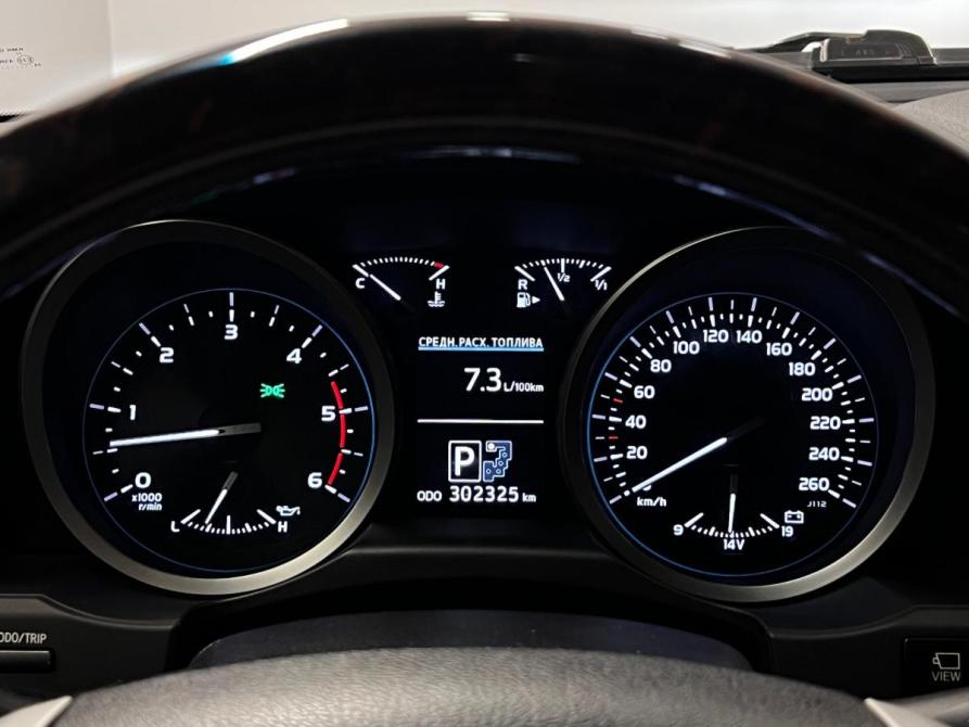 Toyota Land Cruiser 200 Series Рестайлинг 1 Санкт-Петербург  - изображение 20