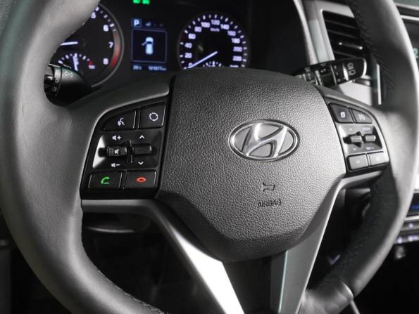 Hyundai Tucson III с пробегом 2015 года, цена 1 799 000 рублей, 181977 км, внедорожник, Автокод Объявления