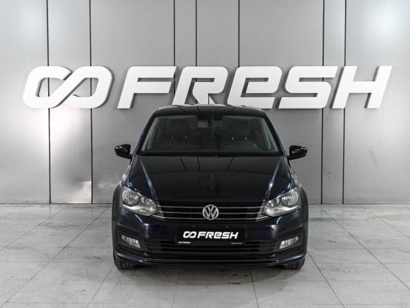 Volkswagen Polo V Рестайлинг с пробегом 2017 года, цена 1 359 000 рублей, 66248 км, седан, Автокод Объявления