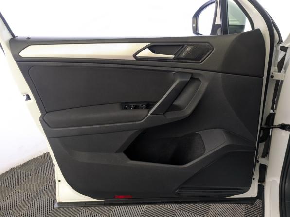 Volkswagen Tiguan II с пробегом 2020 года, цена 2 340 000 рублей, 95974 км, внедорожник, Автокод Объявления