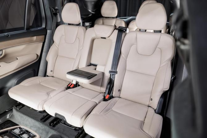 Новый Volvo XC90 II Рестайлинг 2 2025 года, цена 12 900 000 рублей, внедорожник, Автокод Объявления