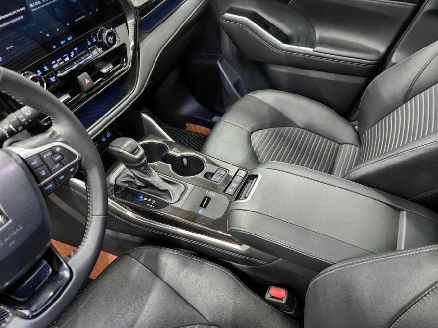 Toyota Crown Kluger Новосибирск  - изображение 12
