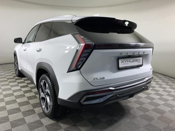 Geely Atlas II с пробегом 2024 года, цена 2 989 000 рублей, 29322 км, внедорожник, Автокод Объявления
