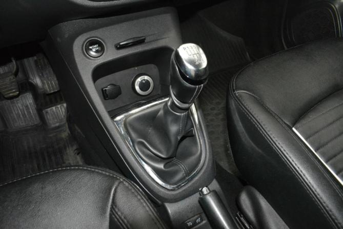 Renault Kaptur I с пробегом 2019 года, цена 1 599 000 рублей, 224000 км, внедорожник, Автокод Объявления