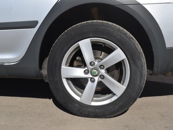 Skoda Octavia II (A5) Рестайлинг с пробегом 2012 года, цена 885 000 рублей, 161713 км, универсал, Автокод Объявления