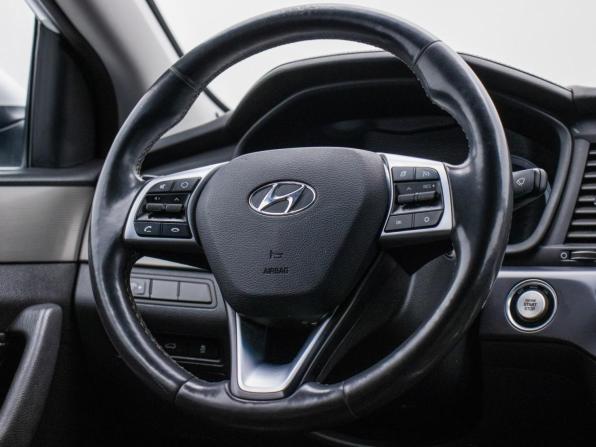Hyundai Sonata VII (LF) Рестайлинг с пробегом 2019 года, цена 1 818 000 рублей, 100445 км, седан, Автокод Объявления