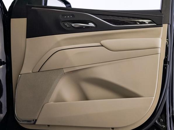 Cadillac Escalade V с пробегом 2021 года, цена 8 250 000 рублей, 85943 км, внедорожник, Автокод Объявления