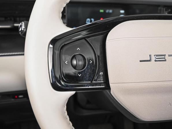 JETOUR DASHING I с пробегом 2023 года, цена 2 048 000 рублей, 12991 км, внедорожник, Автокод Объявления