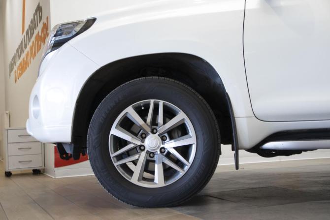 Toyota Land Cruiser Prado 150 Series Рестайлинг 1 с пробегом 2016 года, цена 3 650 000 рублей, 312140 км, внедорожник, Автокод Объявления