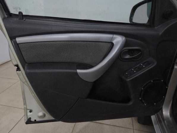 Renault Duster I с пробегом 2013 года, цена 1 030 000 рублей, 136145 км, внедорожник, Автокод Объявления