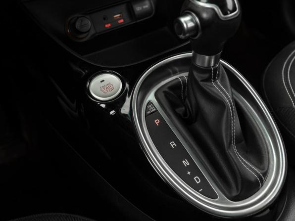 Kia Soul II Рестайлинг с пробегом 2015 года, цена 1 650 000 рублей, 68800 км, хэтчбек, Автокод Объявления