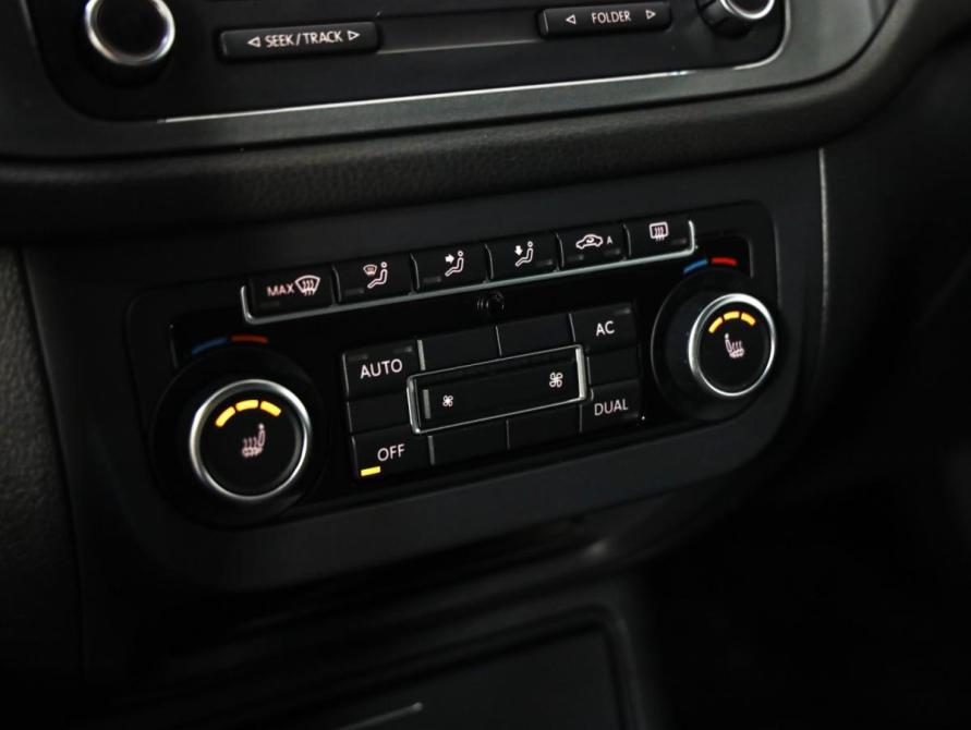 Volkswagen Tiguan I Рестайлинг Санкт-Петербург  - изображение 16