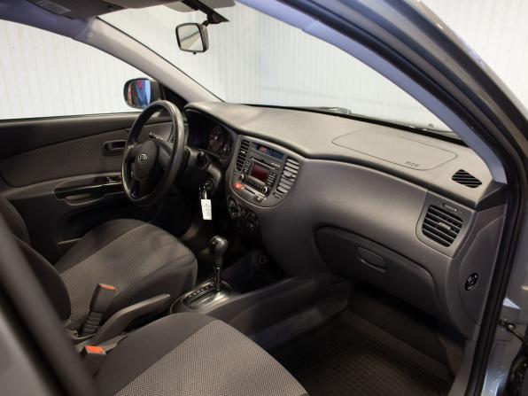 Kia Rio II Рестайлинг с пробегом 2010 года, цена 720 000 рублей, 147811 км, хэтчбек, Автокод Объявления