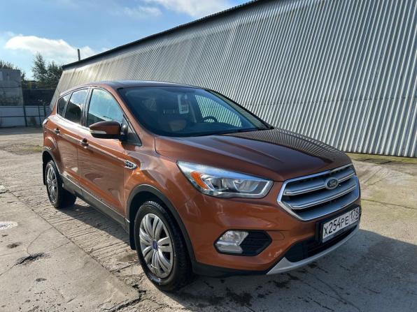 Ford Kuga II Рестайлинг с пробегом 2017 года, цена 1 079 000 рублей, 297378 км, внедорожник, Автокод Объявления