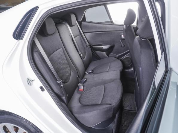Kia Rio III Рестайлинг с пробегом 2016 года, цена 950 000 рублей, 153310 км, седан, Автокод Объявления