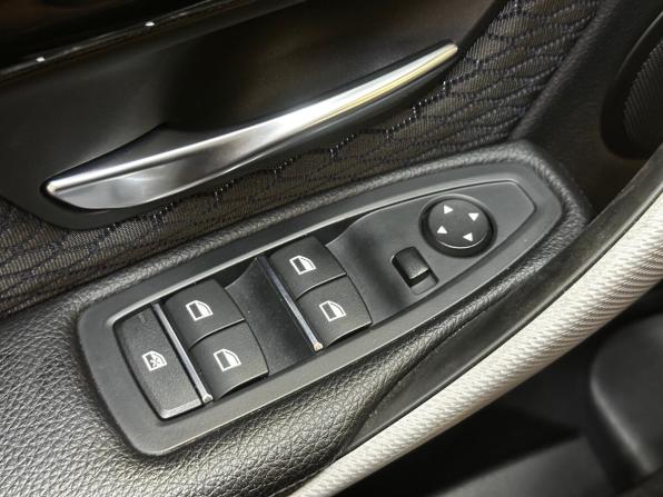 BMW 3 серии VI (F3x) Рестайлинг с пробегом 2016 года, цена 2 640 000 рублей, 90269 км, седан, Автокод Объявления
