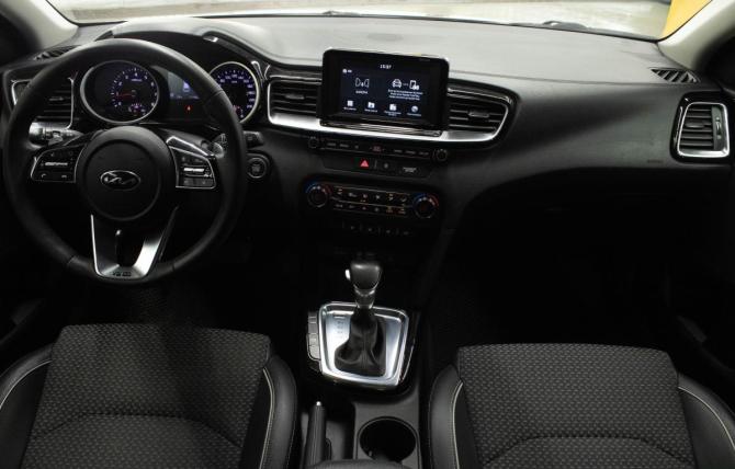 Kia Ceed III с пробегом 2019 года, цена 1 749 000 рублей, 117061 км, универсал, Автокод Объявления